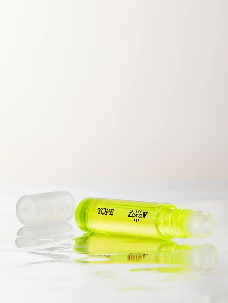 Yope Lana V, Glow Up, odżywczy olejek do ust, 10 ml